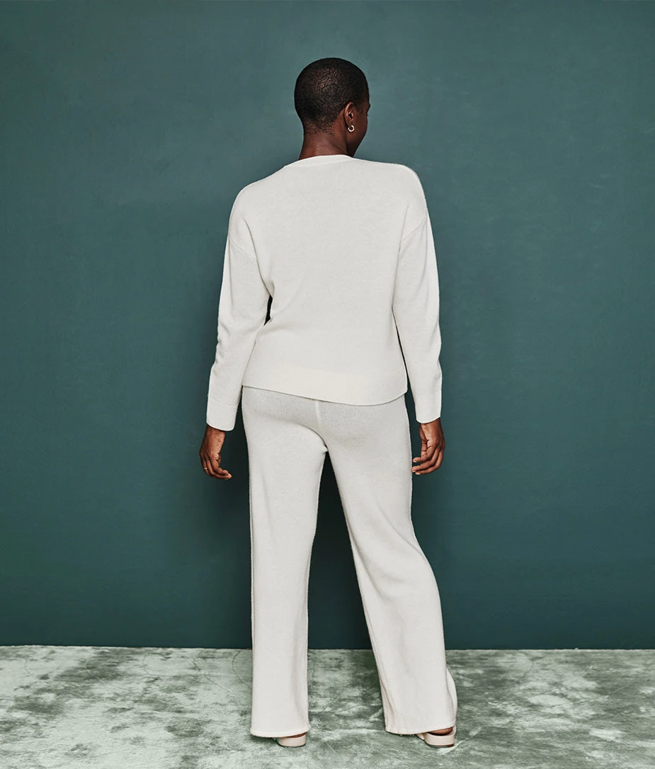 The Luxe Cashmere Blend Sweater Pant - White Sand 2 The Luxe Cashmere Blend Sweater Pant - White Sand - Image 2