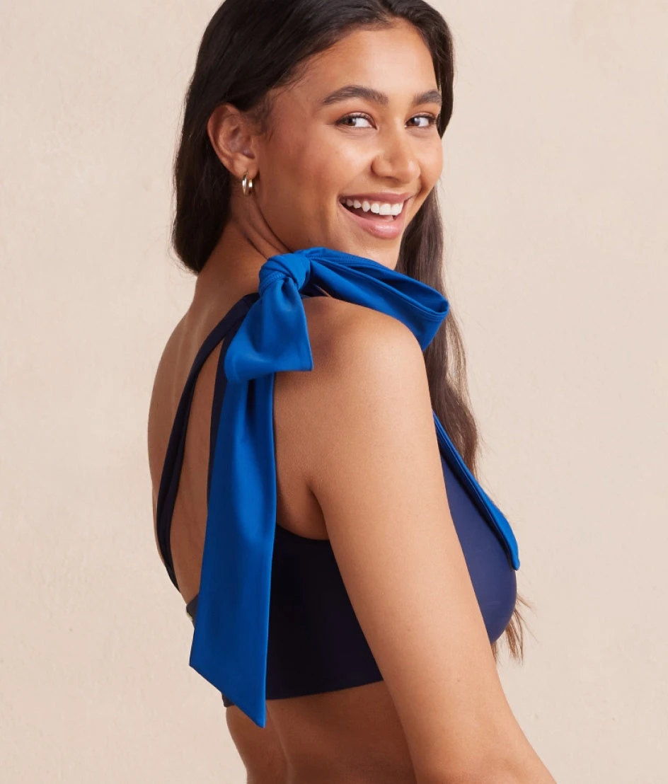 The Bow-Shoulder Ruched Sidestroke Bikini Top - Pacific & Deep Sea 1 The Bow-Shoulder Ruched Sidestroke Bikini Top - Pacific & Deep Sea