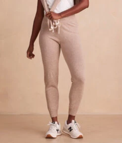 The Coziest Cashmere Blend Jogger - Toffee & White Sand -Summer Salt Swim Store CashBlendJogger ToffeeWhiteSand Crop Front