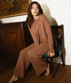 The Luxe Cashmere Blend Sweater Pant - Praline 7 The Luxe Cashmere Blend Sweater Pant - Praline -Summer Salt Swim Store Cashmere Pant 3