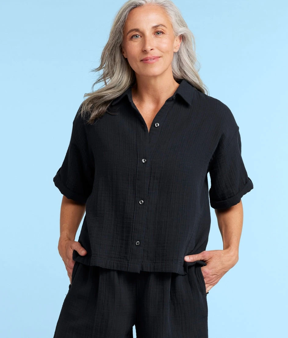 The Cloud Gauze Boxy Cropped Button-Up Shirt - Sea Urchin 3 The Cloud Gauze Boxy Cropped Button-Up Shirt - Sea Urchin - Image 3