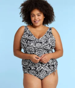 The High Leg High Rise Bottom - Batik In Sea Urchin & White Sand 8 The High Leg High Rise Bottom - Batik In Sea Urchin & White Sand -Summer Salt Swim Store HighLegHighRiseBottomBatikinSeaUrchin WhiteSandFront1