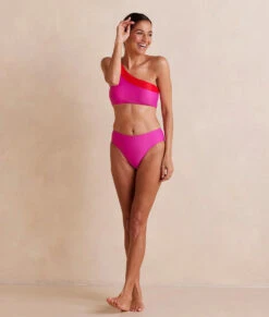 The High Leg Mid Rise Bikini Bottom - Hibiscus