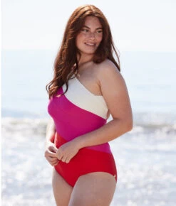 The Long Torso Sidestroke - Lava & Hibiscus & White Sand -Summer Salt Swim Store SidestrokeLavaHibiscusWhiteSandLifestyle1 a0e1ab58 c3d4 4d01 9a3b 74f7fa5a86d3