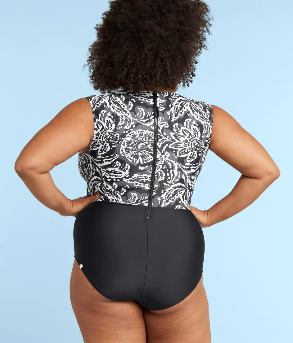 The Surf - Batik In Sea Urchin & White Sand 5 The Surf - Batik In Sea Urchin & White Sand - Image 5